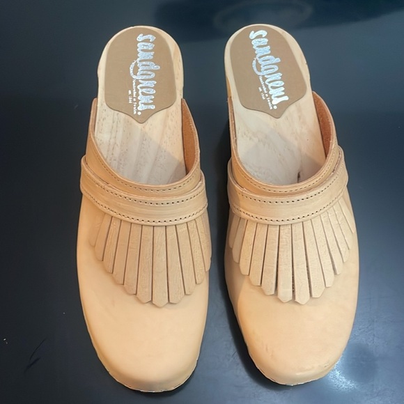 Sandgrens Venice Ecru Fringed Mules Clogs Size 39 US 8/8.5 - Picture 10 of 16